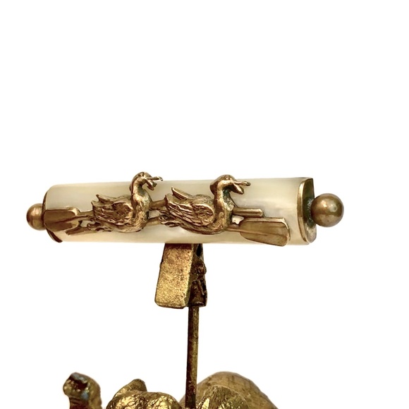 Vintage Duck Brooch Mother of Pearl Brass Rowing Ducks Whimsy Art Deco - Picture 8 of 15